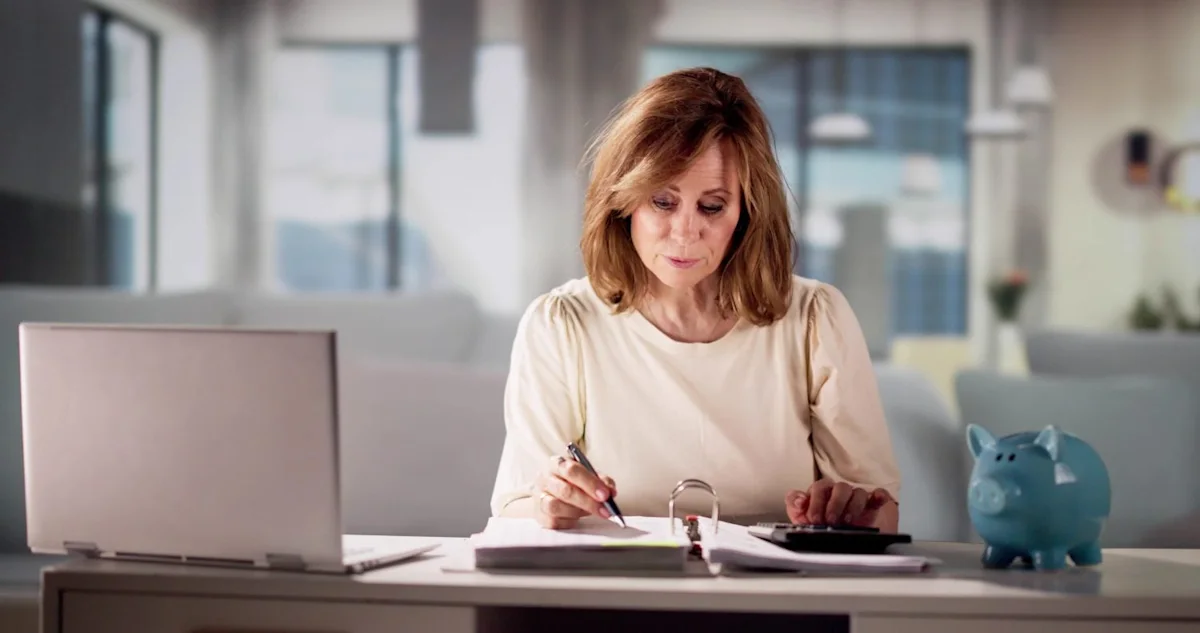 SECURE 2.0 Mandate Forces High Earners to Direct Retirement Savings into Roth Accounts
