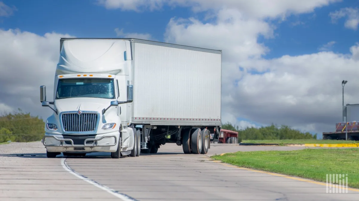 Truckload Linehaul Rates Surge in July Amid Capacity Crunch